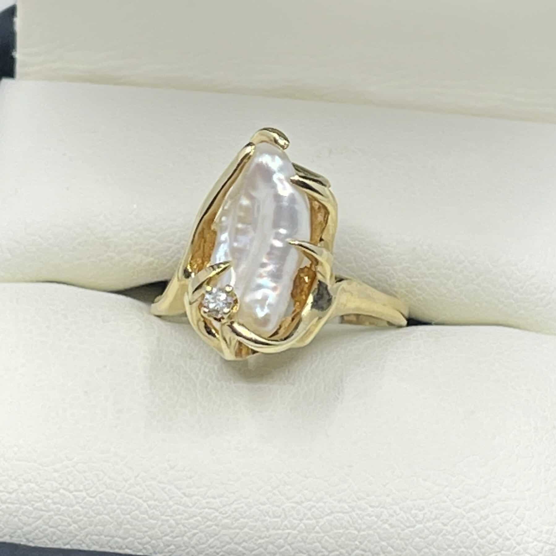 Estate Emerald Ring w/ Diamond Accents 18K Yellow Gold